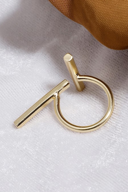 Shop Dugran By Dugristyle Gold Plated Jadoo Stripe Carved Ring at Aza Fashions Shop_Dugran By Dugristyle_Gold Plated Jadoo Stripe Carved Ring _at_Aza_Fashions