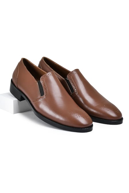 Wednesday Lifestyle Roy Leather Plain Loafers 