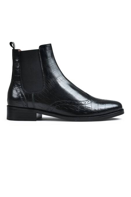 Wednesday Lifestyle_Black Wade Textured Chelsea Boots _Online_at_Aza_Fashions