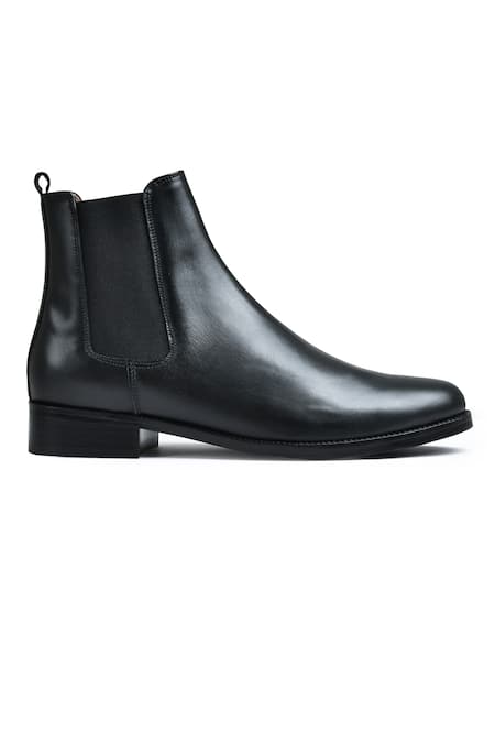 Wednesday Lifestyle_Black Plain Wade Leather Chelsea Boots _Online_at_Aza_Fashions