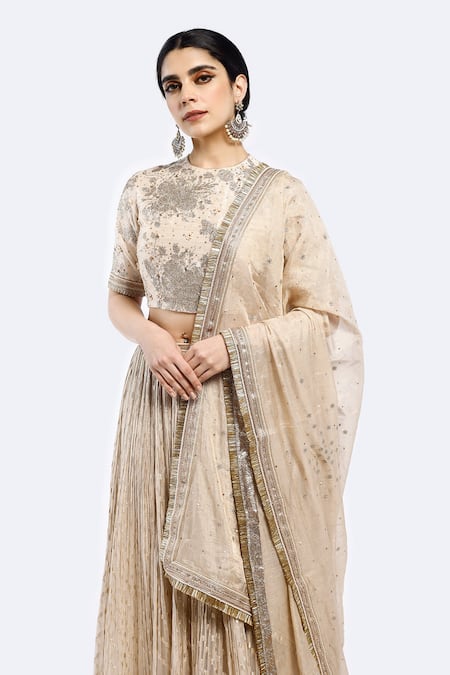 Buy Onaya Ivory Organza Sequins, Embroidery Round Neck Embellished Scallop Hem Lehenga Set Online at Aza Fashions Buy_Onaya_Ivory Organza Sequins, Embroidery Round Neck Embellished Scallop Hem Lehenga Set _Online_at_Aza_Fashions