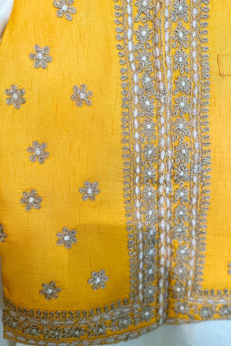 Shop Rage Attire-Sweta Saria Yellow Bamboo, Silk, Cotton Embroidery Dori Kurta Set at Aza Fashions Shop_Rage Attire-Sweta Saria_Yellow Bamboo, Silk, Cotton Embroidery Dori Kurta Set _at_Aza_Fashions