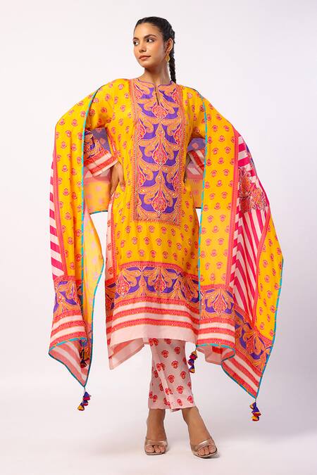 Shop Swati Vijaivargie Ivory Silk Beads, Embroidery Split Rena Mandala Print Asymmetric Kurta Set Online at Aza Fashions Shop_Swati Vijaivargie_Ivory Silk Beads, Embroidery Split Rena Mandala Print Asymmetric Kurta Set _Online_at_Aza_Fashions