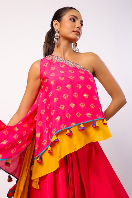 Swati Vijaivargie_Fuchsia Kaftan Tunic Silk Printed Flower One Rumi Layered With Draped Skirt _at_Aza_Fashions
