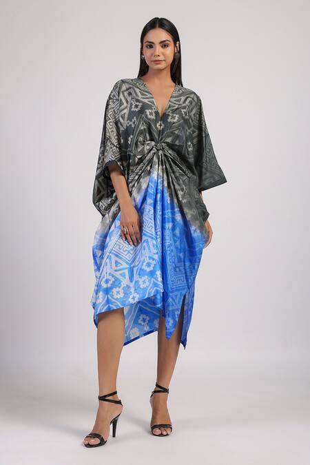 Swati Vijaivargie Black Silk V-neck Tribal Pattern Shibori Kaftan Dress Online at Aza Fashions Swati Vijaivargie_Black Silk V-neck Tribal Pattern Shibori Kaftan Dress _Online_at_Aza_Fashions