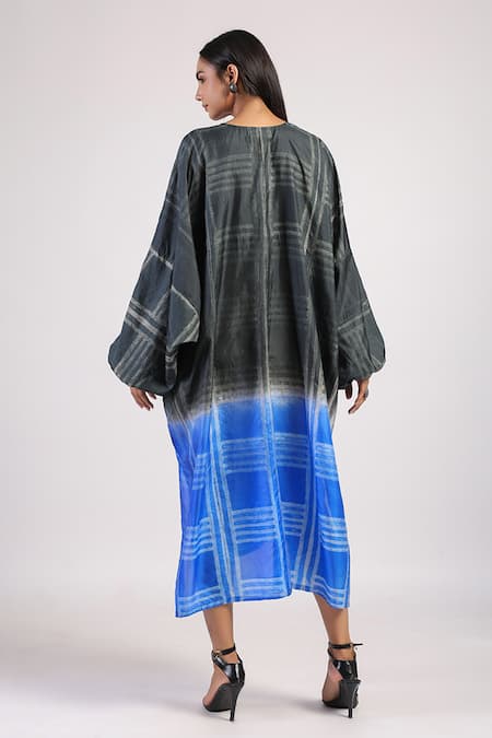 Shop Swati Vijaivargie Black Silk Embroidery Round Neck Geometric Pattern Kaftan Dress at Aza Fashions Shop_Swati Vijaivargie_Black Silk Embroidery Round Neck Geometric Pattern Kaftan Dress _at_Aza_Fashions