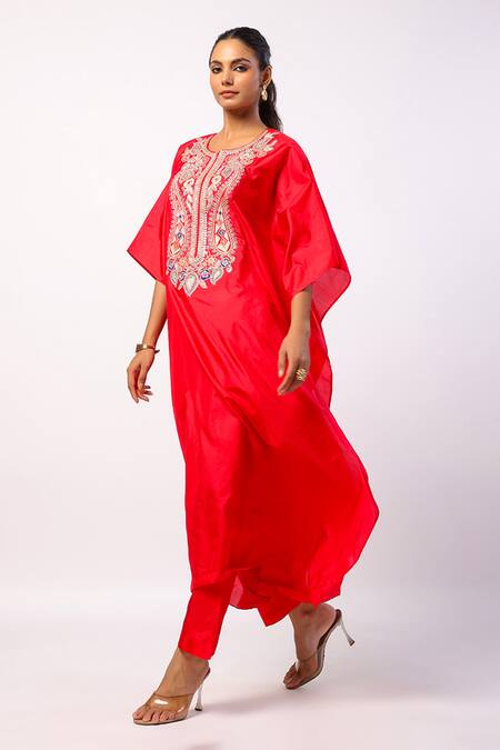 Buy_Swati Vijaivargie_Red Silk Embroidery Round Neck Resham Kaftan And Pant Set _Online_at_Aza_Fashions