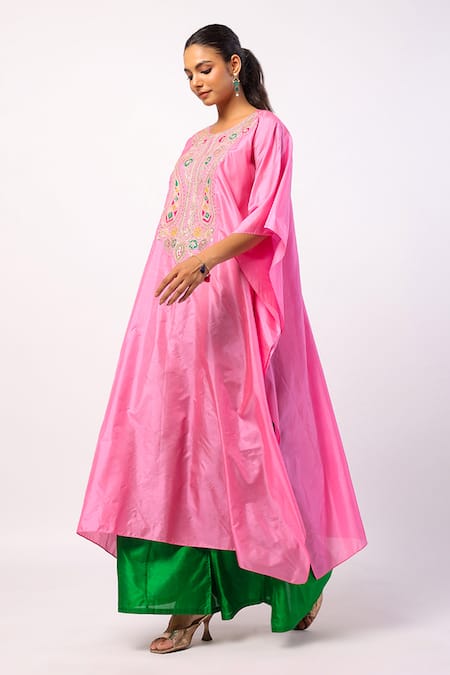 Swati Vijaivargie_Pink Silk Embroidery Round Neck Resham Kaftan With Gharara _Online_at_Aza_Fashions