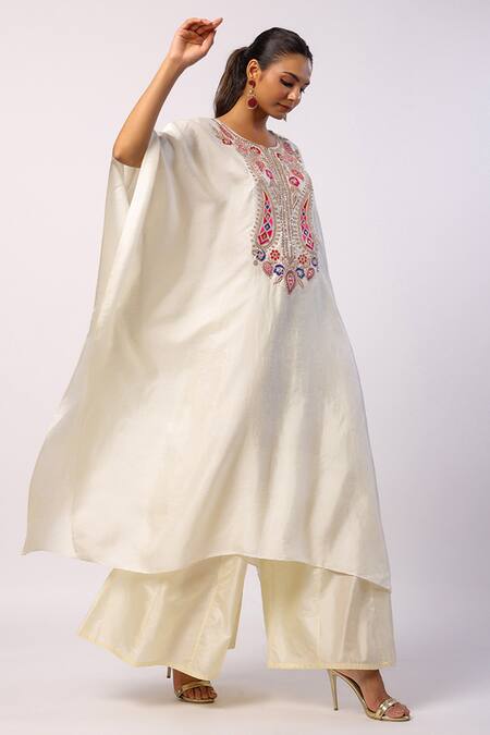 Swati Vijaivargie_Ivory Silk Embroidery Round Neck Resham Kaftan And Gharara Set _Online_at_Aza_Fashions