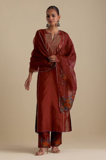 KORA Zari Embroidered Kurta Set 