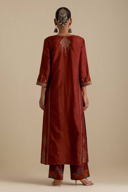 Shop_Kora_Maroon , Organza Sequins, Embroidery, Gota Patti, Zari Round Kurta Set _at_Aza_Fashions