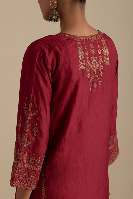 Kora_Red , Organza Sequins, Gota Patti, Embroidery Zari Straight Kurta Set _Online_at_Aza_Fashions