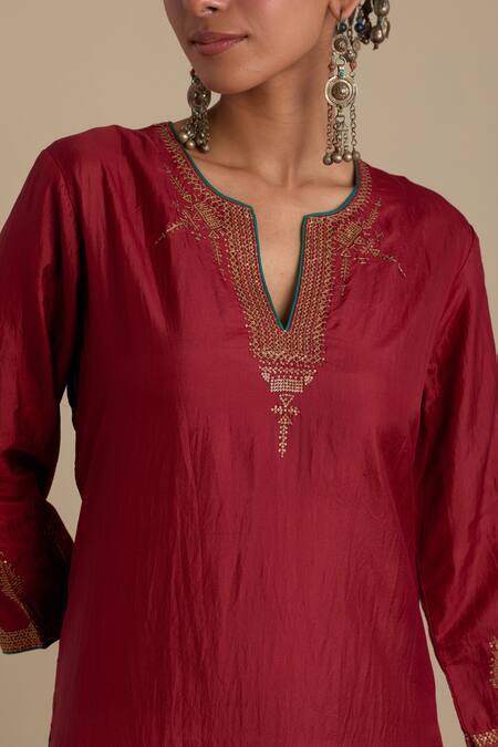 Buy_Kora_Red , Organza Embroidery, Gota Patti Round Sequin Straight Kurta Set 