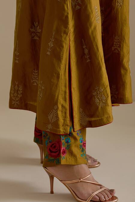 Kora Green , Organza Sequins, Embroidery, Gota Butis Long Kurta Pant Set at Aza Fashions Kora_Green , Organza Sequins, Embroidery, Gota Butis Long Kurta Pant Set _at_Aza_Fashions