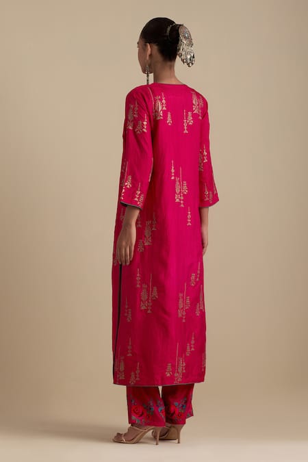 Shop_Kora_Fuchsia , Organza Sequins, Zari, Contrast Hem Straight Kurta Pant Set _at_Aza_Fashions