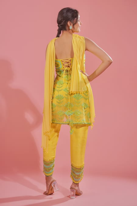 Tuhina Srivastava Flower Bloom Embroidered Kurta Pant Set 