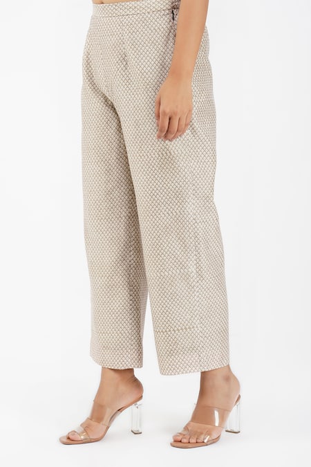 Diva By Sangeeta Ranka_Green Chanderi, Linen Floral Butti Printed High-low Kurta With Trouser _Online_at_Aza_Fashions