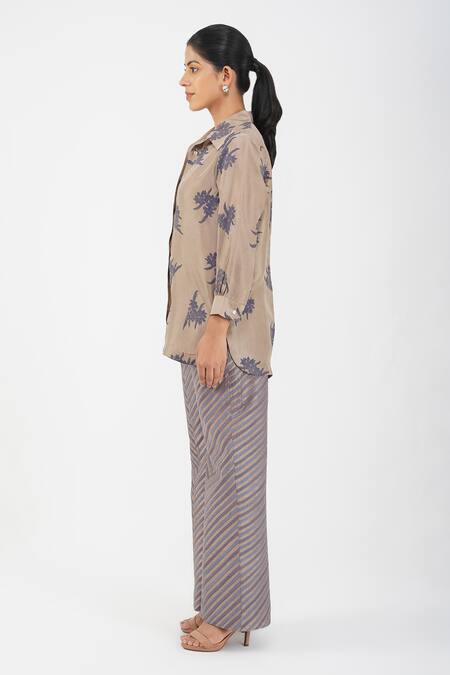 Diva By Sangeeta Ranka_Beige Silk Embroidery Shawl Neck Floral Print Shirt _Online_at_Aza_Fashions