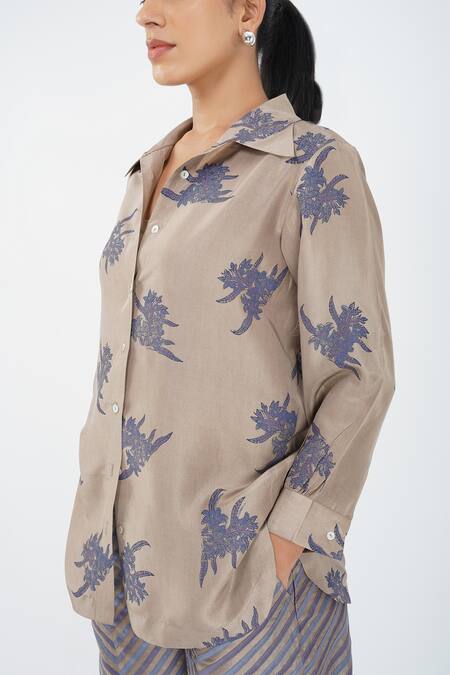 Buy_Diva By Sangeeta Ranka_Beige Silk Embroidery Shawl Neck Floral Print Shirt _Online_at_Aza_Fashions