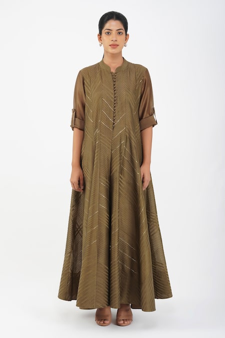 Diva by Sangeeta Ranka Pintuck Panelled Anarkali With Trouser 