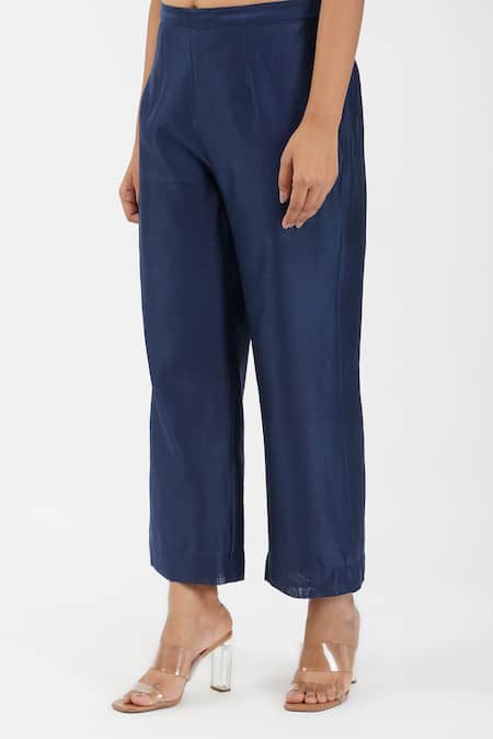 Diva By Sangeeta Ranka_Blue Organza, Chanderi, Linen Embroidery, Zari V-neck Floral Angarkha Set _Online_at_Aza_Fashions