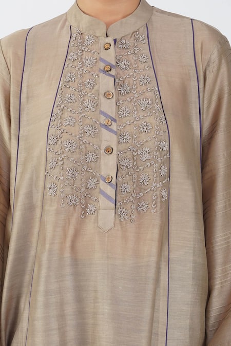 Shop_Diva By Sangeeta Ranka_Brown Silk, Chanderi Embroidery Mandarin Collar Zardozi Kurta Trouser Set _Online_at_Aza_Fashions