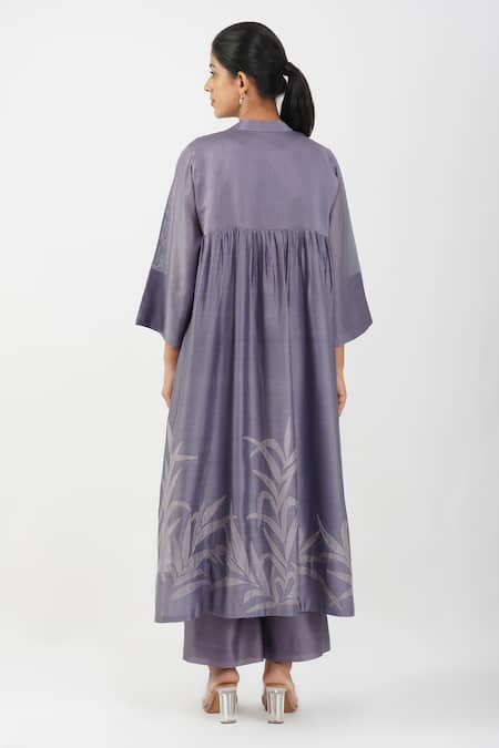 Diva By Sangeeta Ranka Leaf Applique Embroidered Kurta Set 