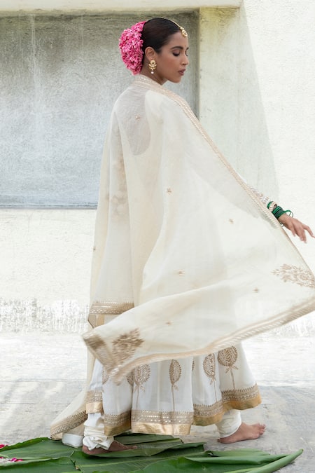 Shop Pants And Pajamas White Silk, Chanderi Embroidery, Sequins Round Floral Anarkali Churidar Set at Aza Fashions Shop_Pants And Pajamas_White Silk, Chanderi Embroidery, Sequins Round Floral Anarkali Churidar Set _at_Aza_Fashions