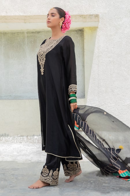 Shop Pants And Pajamas Black Cotton, Silk Embroidery Floral Hem Pant at Aza Fashions Shop_Pants And Pajamas_Black Cotton, Silk Embroidery Floral Hem Pant _at_Aza_Fashions