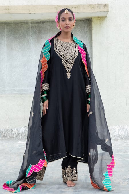 Shop Pants And Pajamas Black Silk Organza Patchwork Scallop Border Embroidered Dupatta at Aza Fashions Shop_Pants And Pajamas_Black Silk Organza Patchwork Scallop Border Embroidered Dupatta _at_Aza_Fashions
