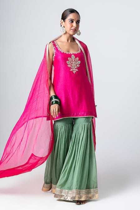Buy Pants And Pajamas Pink Silk Organza Gota Patti Lace Border Embroidered Dupatta Online at Aza Fashions Buy_Pants And Pajamas_Pink Silk Organza Gota Patti Lace Border Embroidered Dupatta _Online_at_Aza_Fashions