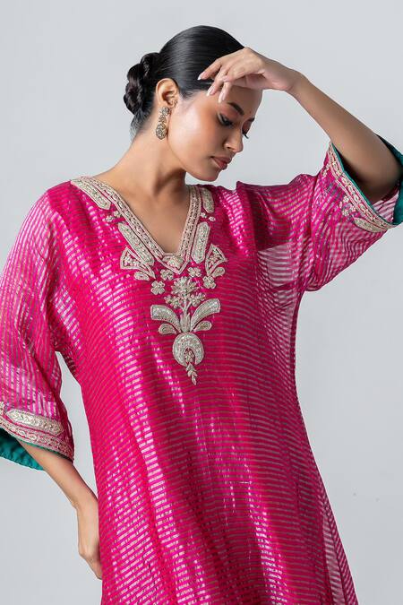 Pants And Pajamas Pink Lace V-neck Stripe Woven Kurta at Aza Fashions Pants And Pajamas_Pink Lace V-neck Stripe Woven Kurta _at_Aza_Fashions
