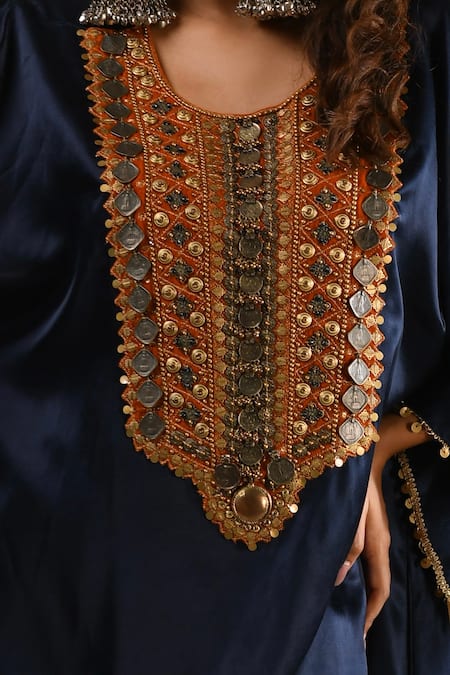 Buy_Ekavira_Blue Silk Embroidery Round Neck Zahra Placket Kurta Pant Set _Online_at_Aza_Fashions