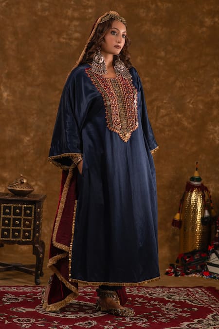 Ekavira Zahra Tribal Embroidered Placket Kurta Pant Set