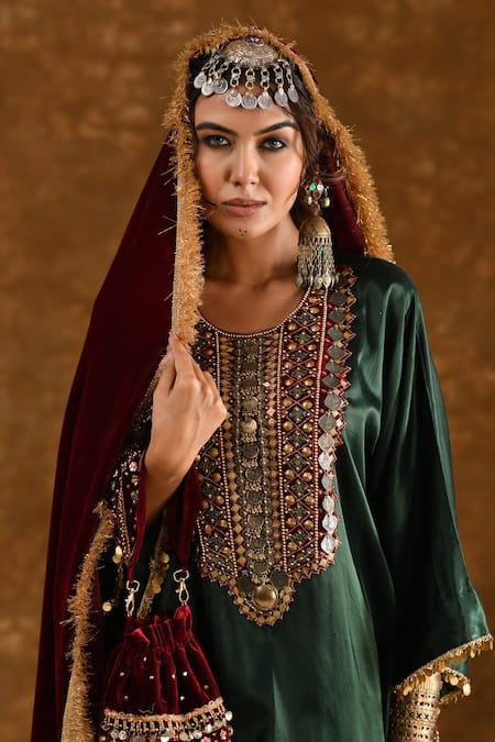 Ekavira_Green Silk Embroidery Round Neck Zahra Tribal Placket Kurta And Pant Set _at_Aza_Fashions