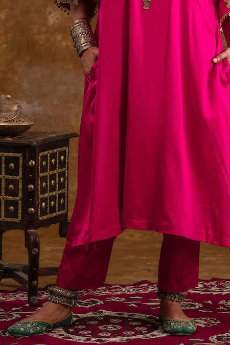 Buy_Ekavira_Pink Silk, Velvet Embroidery, Lace Asymmetric Layla Chouga Kurta Salwar Set _Online_at_Aza_Fashions