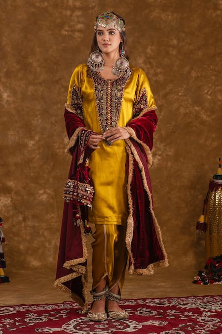 Ekavira Rubina Tribal Embroidered Kurta Tulip Pant Set 