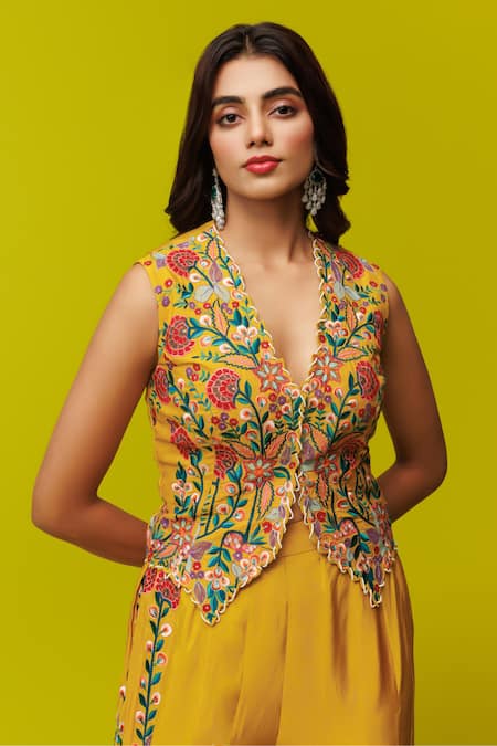 Buy_Rishi And Soujit_Yellow Silk Embroidery V-neck Floral Waistcoat And Flared Pant Set _Online_at_Aza_Fashions