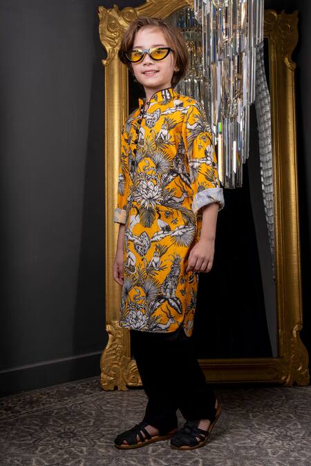 Buy_Hoity Moppet_Yellow Georgette Vibe Forest Print Kurta With Pyjama _Online_at_Aza_Fashions