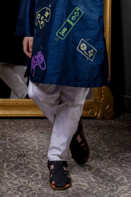 Hoity Moppet_Blue Cotton, Silk Embroidery Game Boy Hand Painted Kurta With Pyjama _Online_at_Aza_Fashions