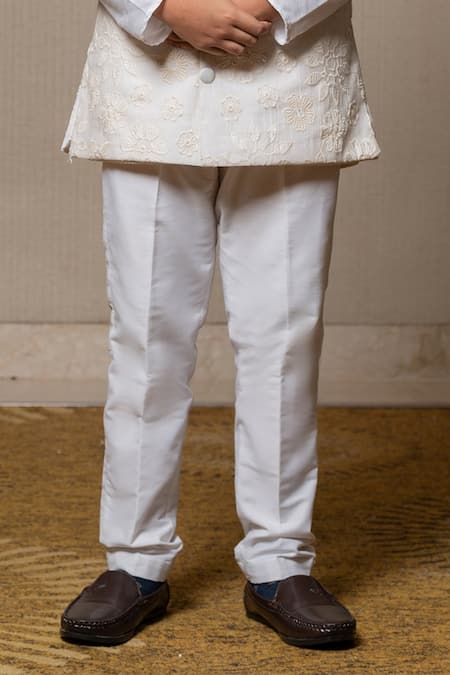 Kirti Agarwal - Pret N Couture Off White Chanderi Silk, Cotton Embroidery Floral Bundi Pant Set Online at Aza Fashions Kirti Agarwal - Pret N Couture_Off White Chanderi Silk, Cotton Embroidery Floral Bundi Pant Set _Online_at_Aza_Fashions