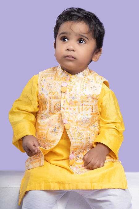 Kirti Agarwal - Pret N Couture_Multi Color Silk, Cotton Embroidery Geometric Bundi Kurta Set_Online_at_Aza_Fashions