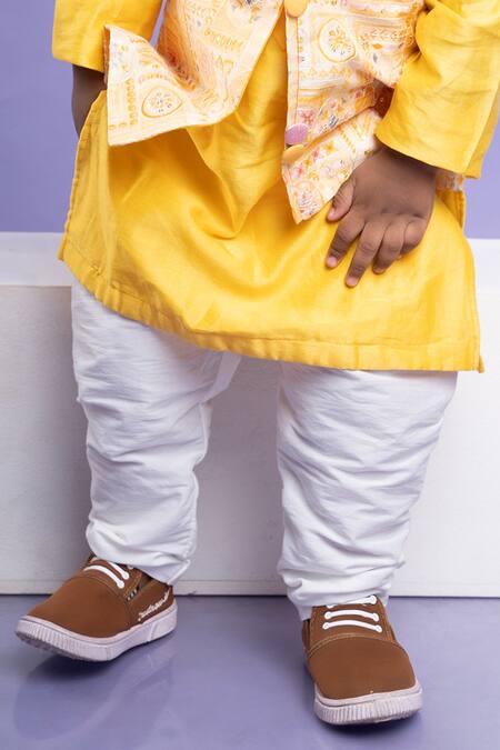 Buy_Kirti Agarwal - Pret N Couture_Multi Color Silk, Cotton Embroidery Geometric Bundi Kurta Set_Online_at_Aza_Fashions