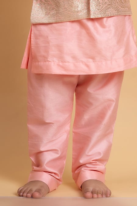 Kirti Agarwal - Pret N Couture Peach Chanderi Silk, Cotton Satin Embroidery Floral Vine Woven Bundi Kurta Set Online at Aza Fashions Kirti Agarwal - Pret N Couture_Peach Chanderi Silk, Cotton Satin Embroidery Floral Vine Woven Bundi Kurta Set _Online_at_Aza_Fashions