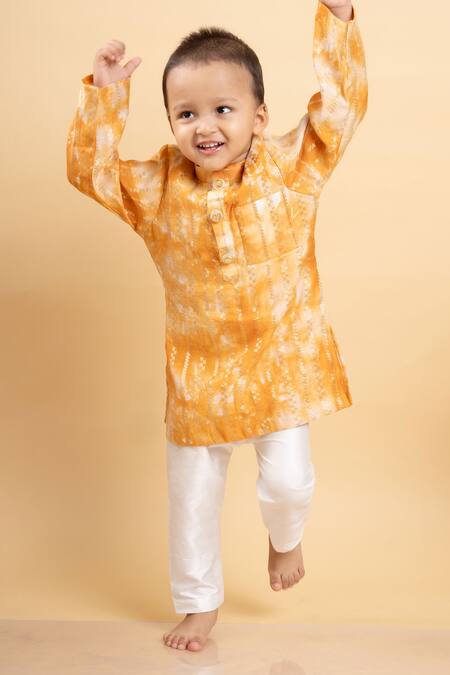 Shop Kirti Agarwal - Pret N Couture Orange Chanderi , Cotton, Linen, Abstract Tie-dye Kurta With Pant at Aza Fashions Shop_Kirti Agarwal - Pret N Couture_Orange Chanderi , Cotton, Linen, Abstract Tie-dye Kurta With Pant_at_Aza_Fashions