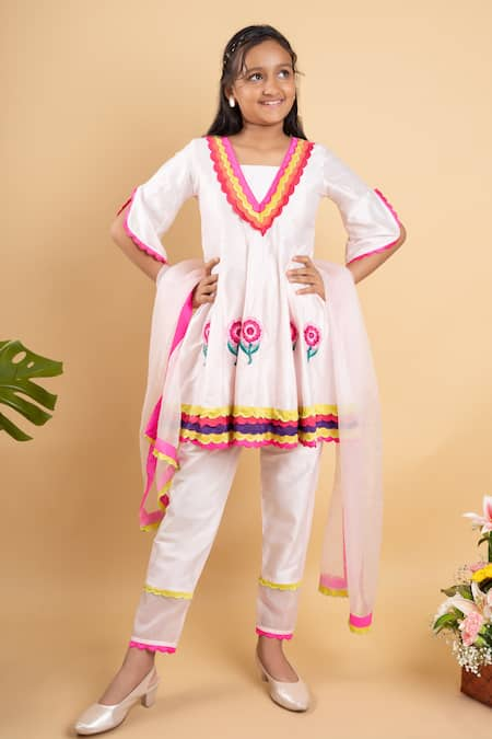 Kirti Agarwal - Pret N Couture Pink Spun Silk Embroidery Thread Floral A-line Kurta Set 