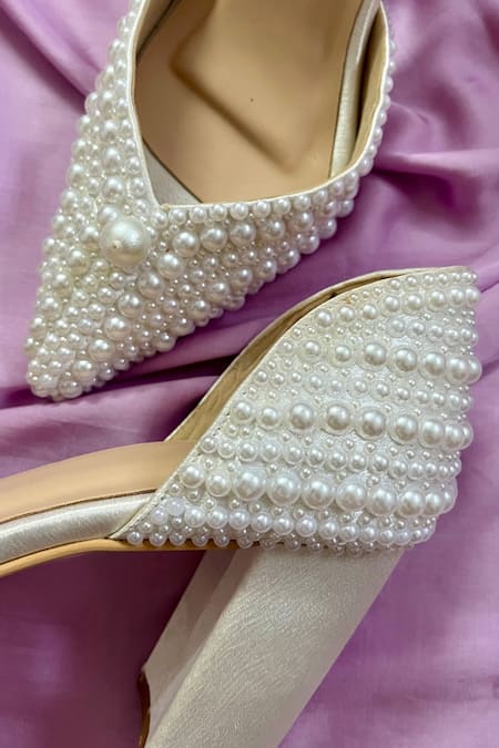 Ciel White Pearls The Snow Embellished Heels at Aza Fashions Ciel_White Pearls The Snow Embellished Heels _at_Aza_Fashions