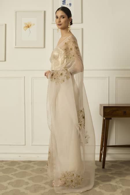 Buy Peeli Dori Beige Organza Embroidered Thread Sweetheart Miral Silk Saree With Tube Blouse Online at Aza Fashions Buy_Peeli Dori_Beige Organza Embroidered Thread Sweetheart Miral Silk Saree With Tube Blouse _Online_at_Aza_Fashions