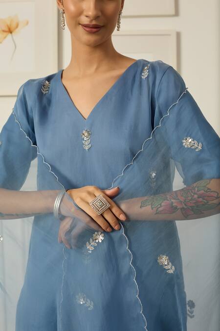 Peeli Dori Blue Silk Chanderi Hand Embroidered Sequin V-neck Iris Floral Kurta Pant Set Online at Aza Fashions Peeli Dori_Blue Silk Chanderi Hand Embroidered Sequin V-neck Iris Floral Kurta Pant Set _Online_at_Aza_Fashions
