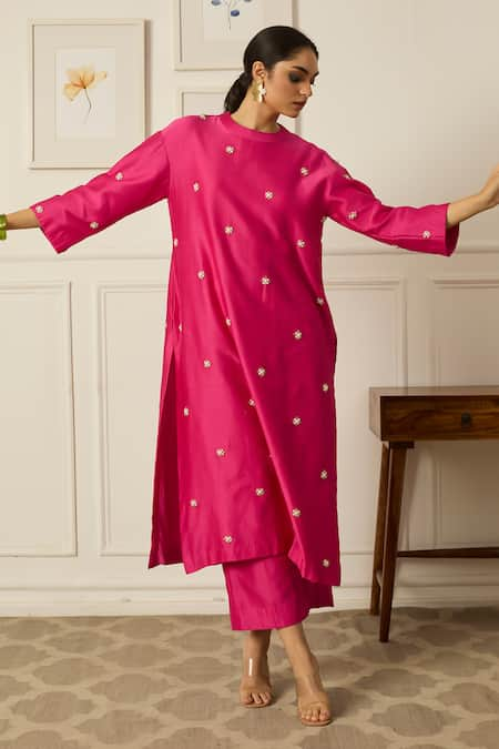 Peeli Dori Pink Silk Organza Hand Embroidered Pearls Round Leela Floral Kurta With Pant 